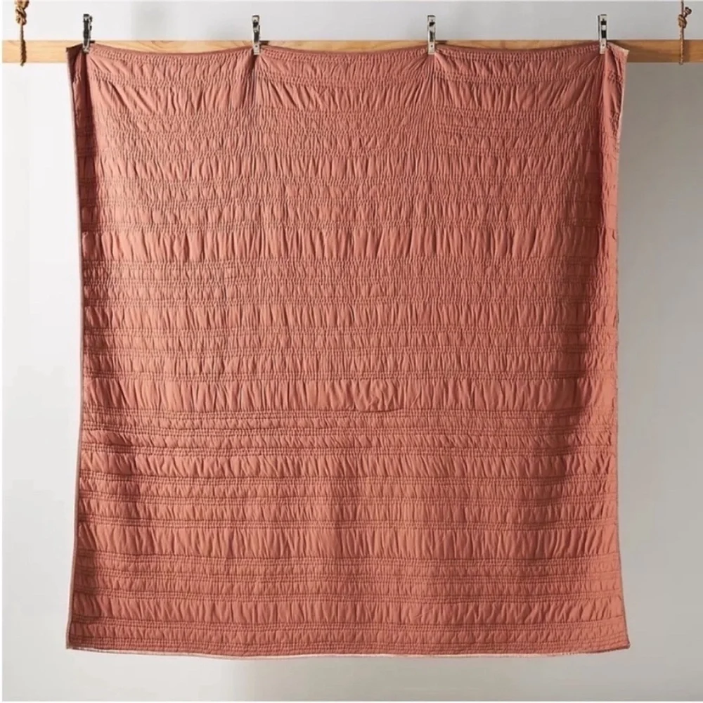 Anthropologie Lustered Velvet Alastair Quilt Size Queen NWT